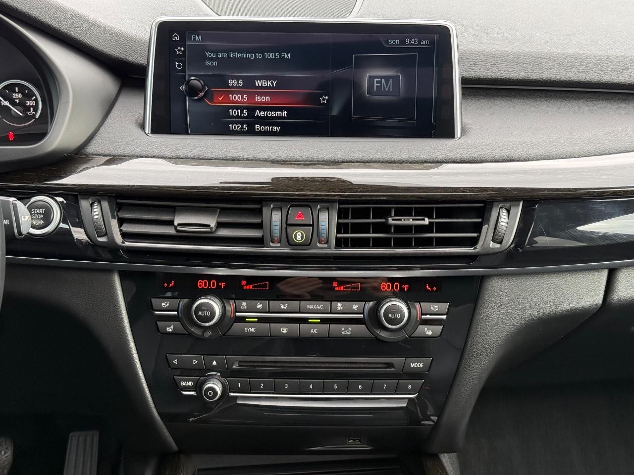 BMW X5 Vehicle Image 11