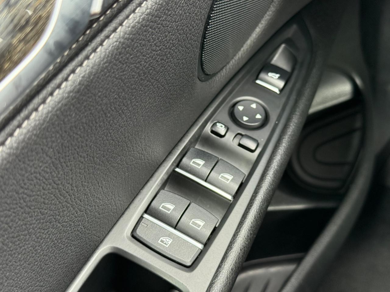 BMW X5 Vehicle Image 20