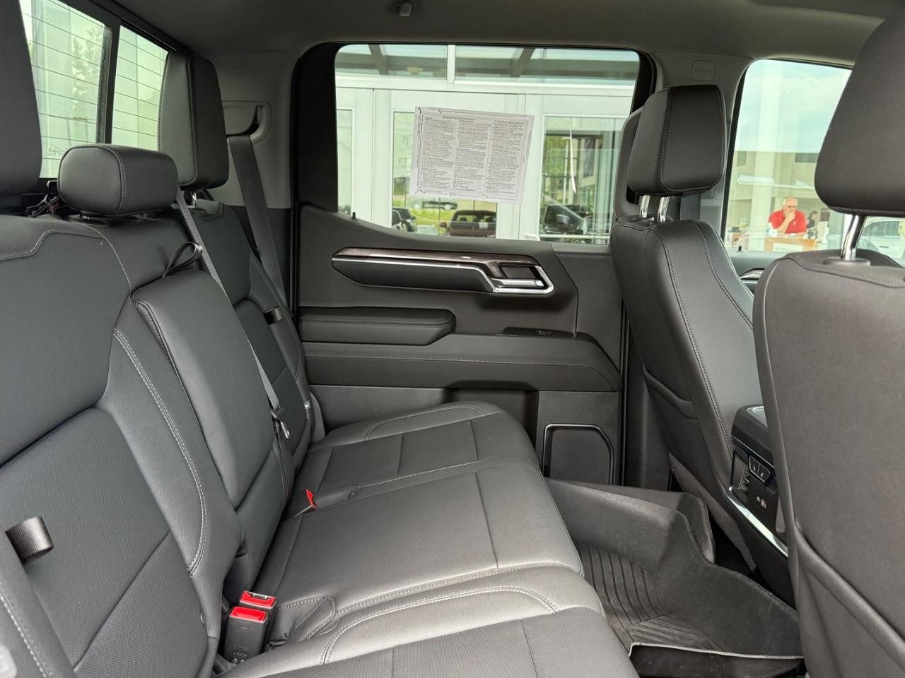 Chevrolet Silverado 1500 Vehicle Image 10