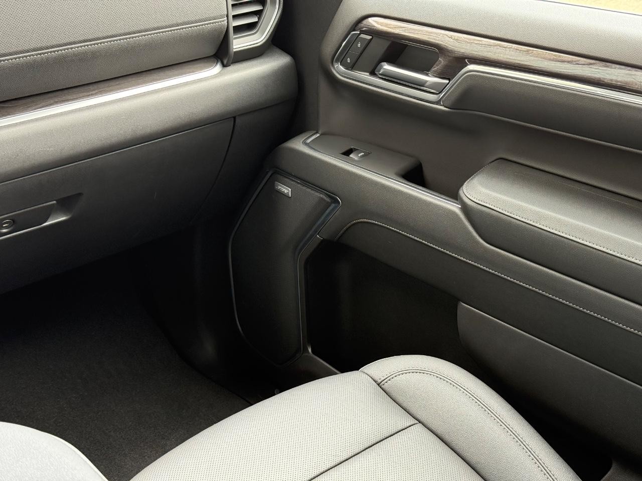 Chevrolet Silverado 1500 Vehicle Image 15