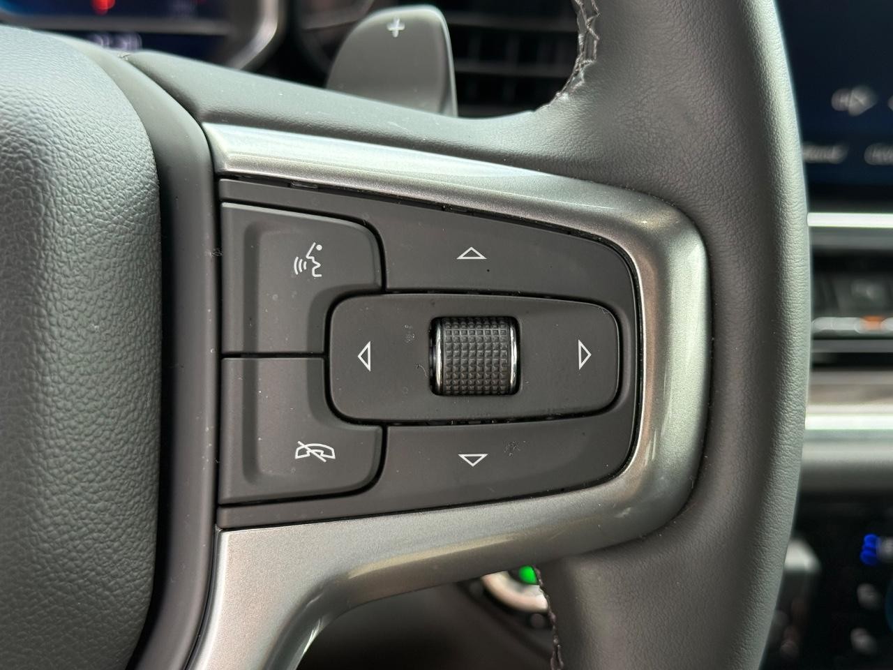 Chevrolet Silverado 1500 Vehicle Image 18