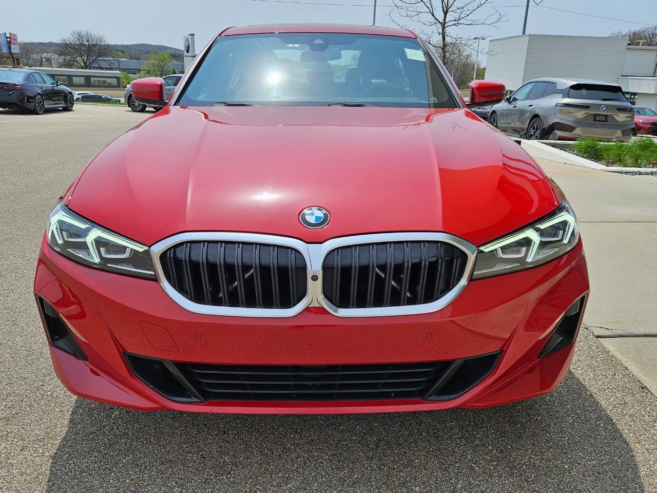 BMW 3 Series Vehicle Image 08