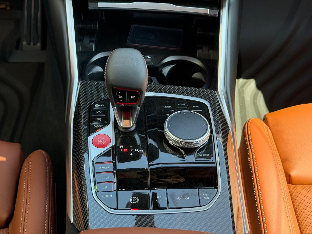 BMW M4 Vehicle Image 08
