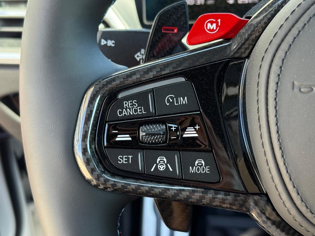 BMW M4 Vehicle Image 11