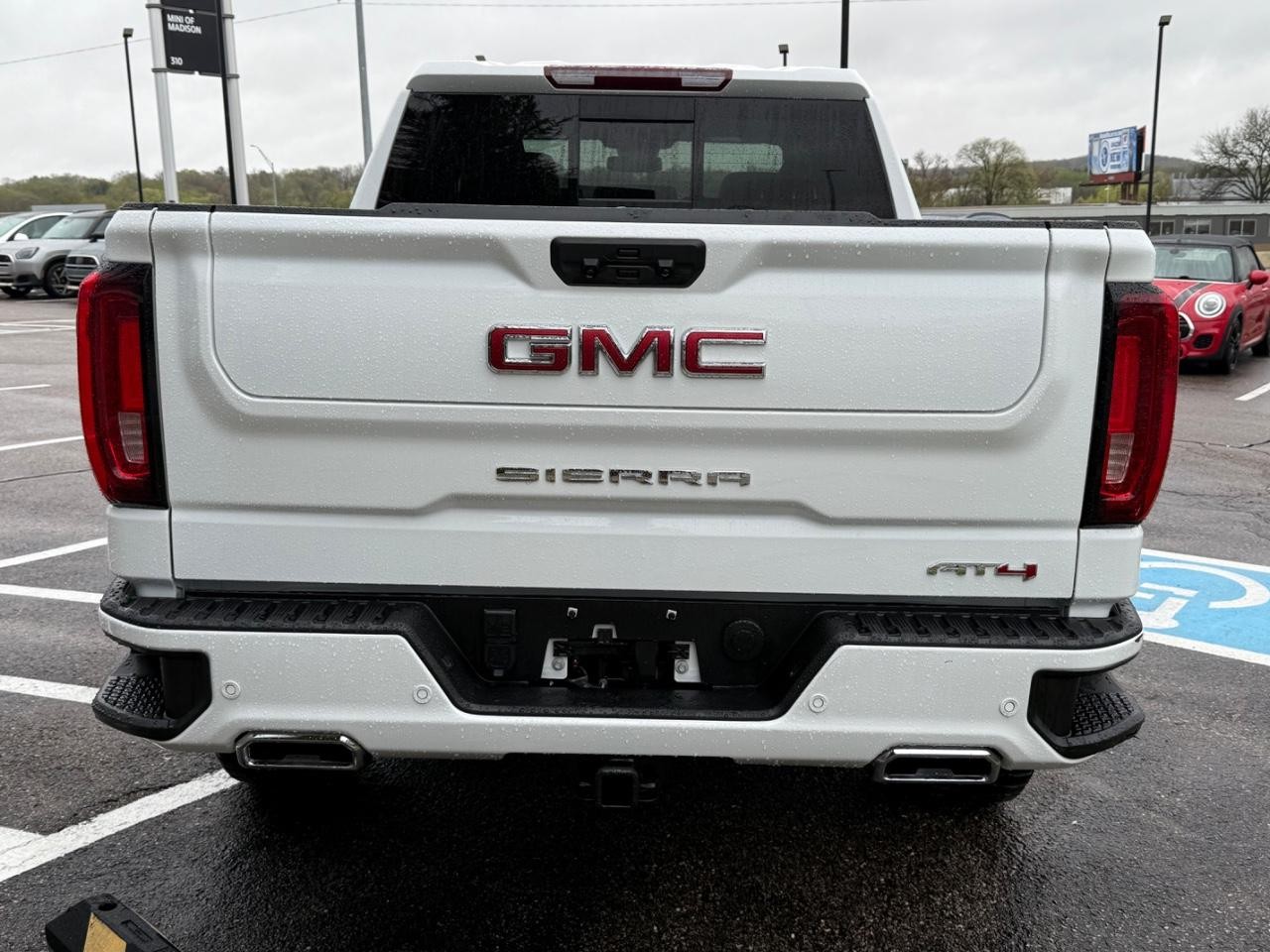 GMC Sierra 1500 Vehicle Image 04