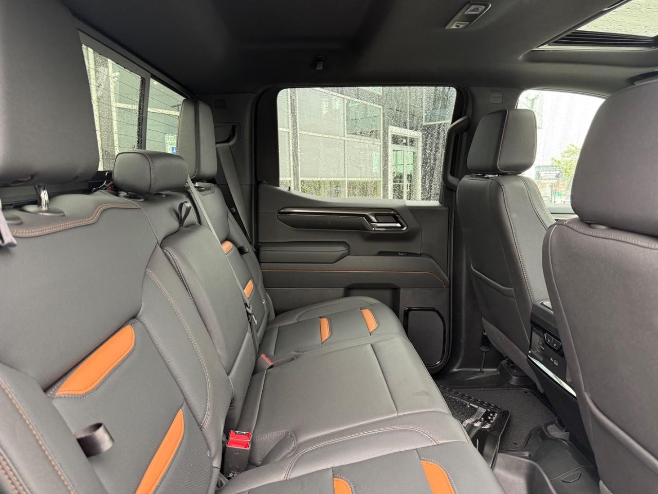 GMC Sierra 1500 Vehicle Image 10