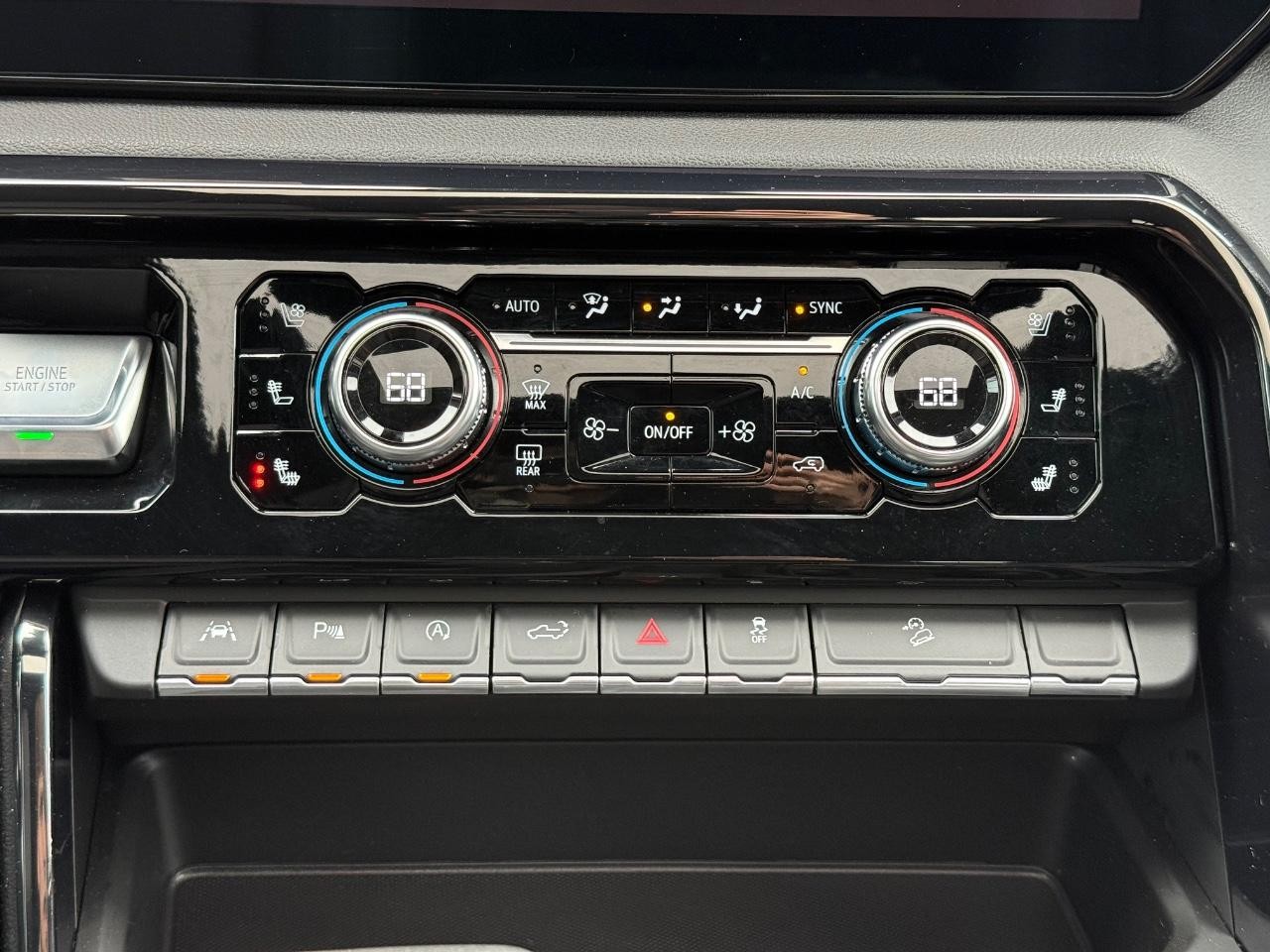 GMC Sierra 1500 Vehicle Image 13