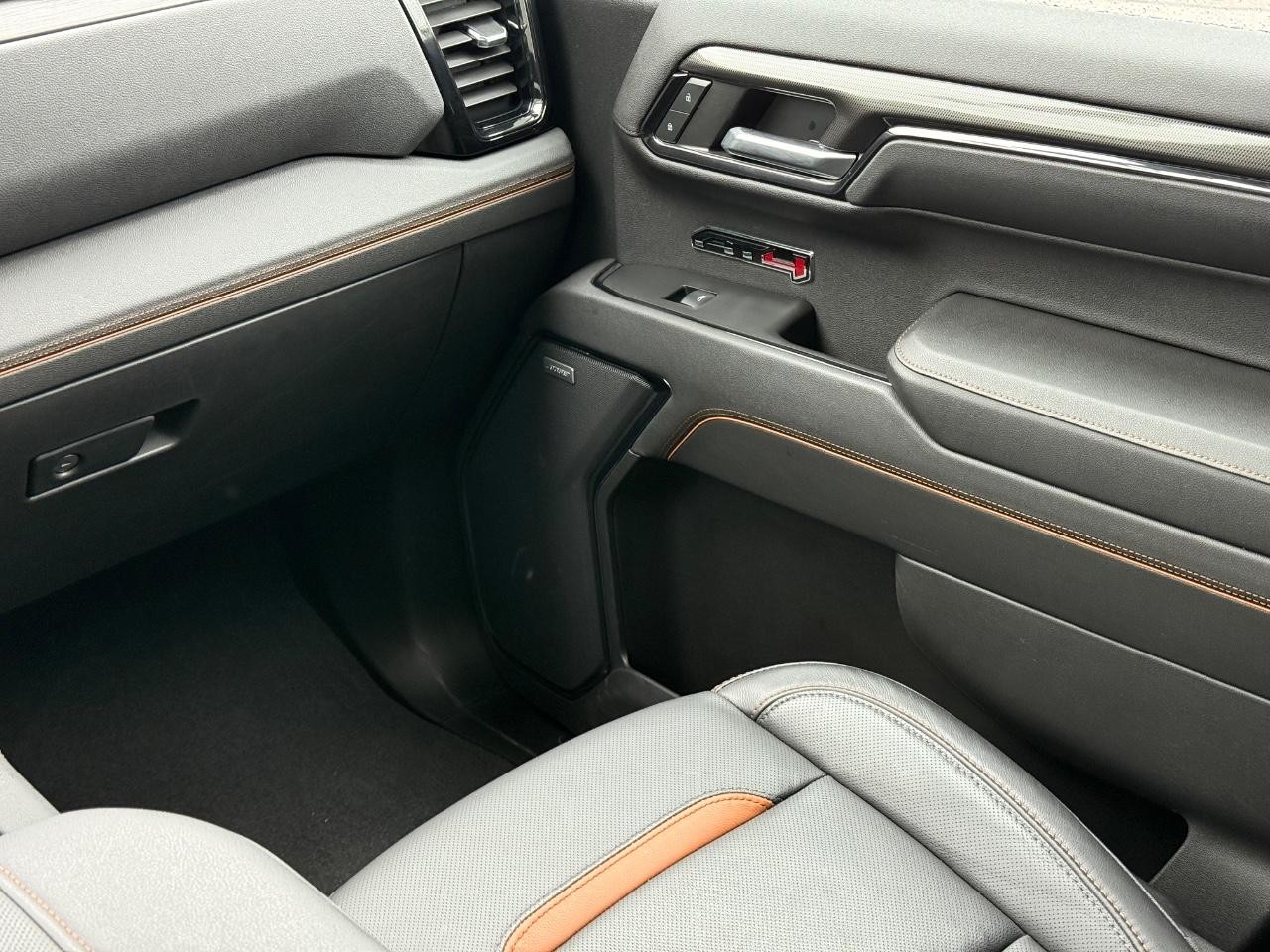 GMC Sierra 1500 Vehicle Image 15
