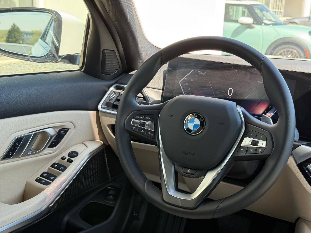 BMW 3 Series Vehicle Image 13