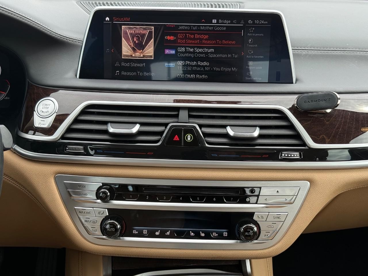 BMW 7 Series Vehicle Image 12