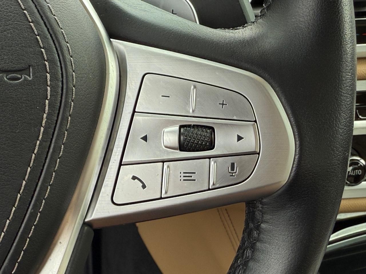 BMW 7 Series Vehicle Image 18