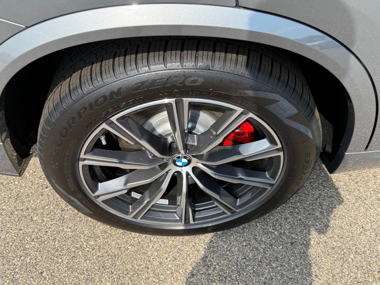 BMW X5 Vehicle Image 05