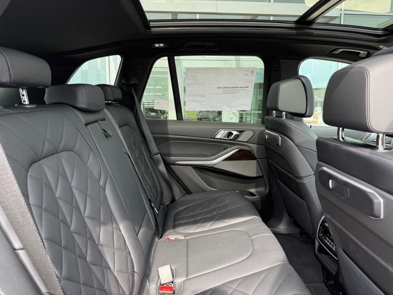 BMW X5 Vehicle Image 05
