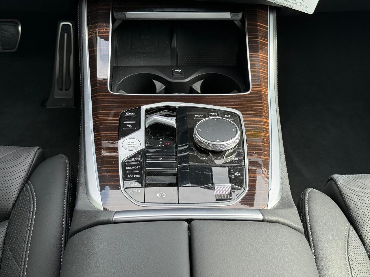 BMW X5 Vehicle Image 08