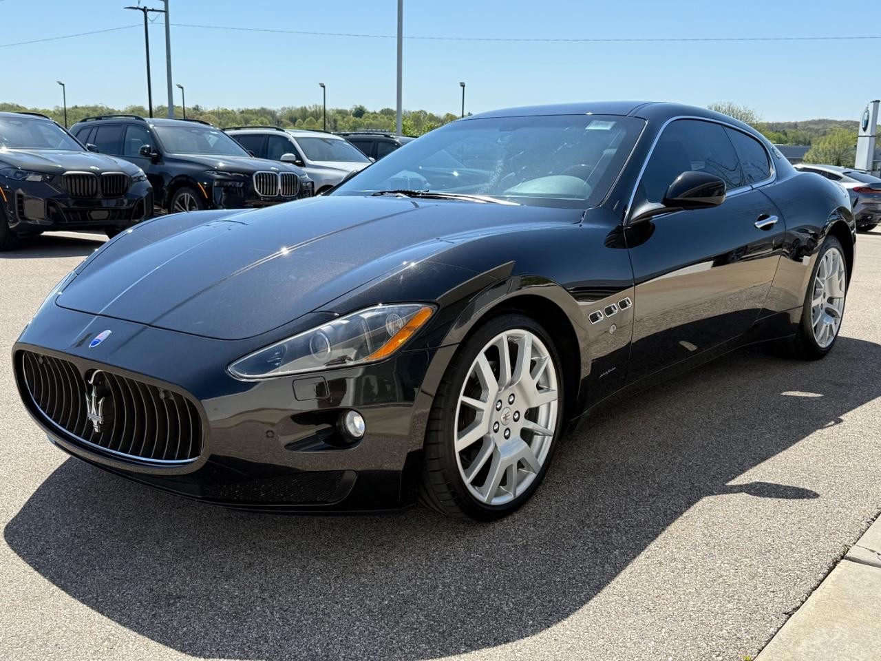 Maserati GranTurismo Vehicle Image 08