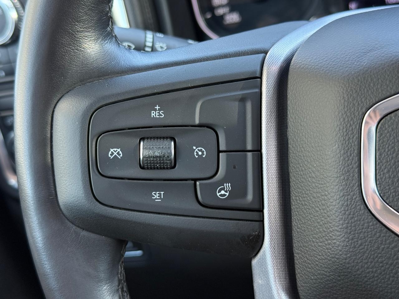 GMC Sierra 1500 Vehicle Image 15
