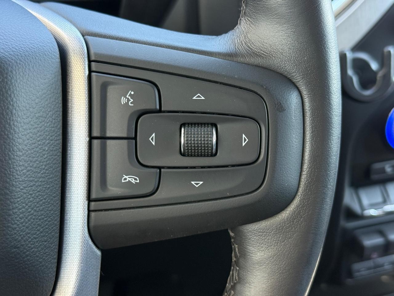 GMC Sierra 1500 Vehicle Image 16