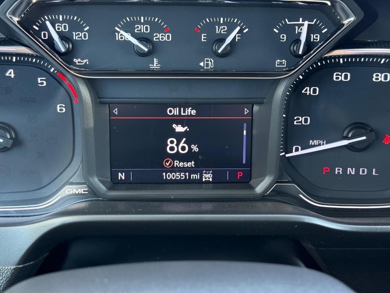GMC Sierra 1500 Vehicle Image 17