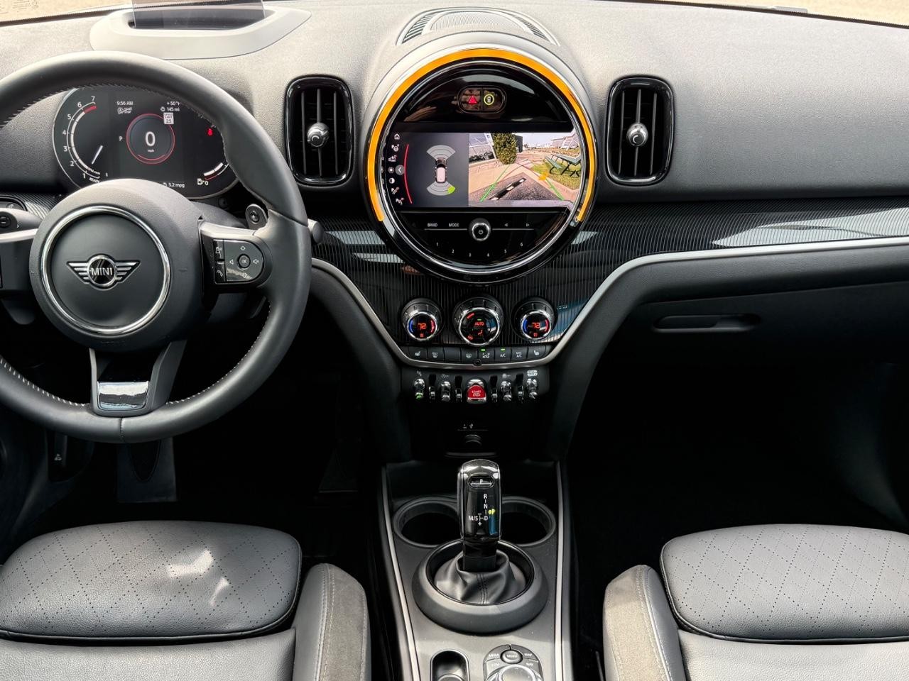 MINI Countryman Vehicle Image 11