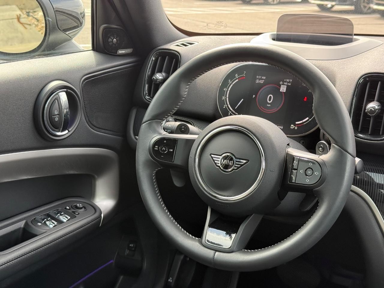 MINI Countryman Vehicle Image 14