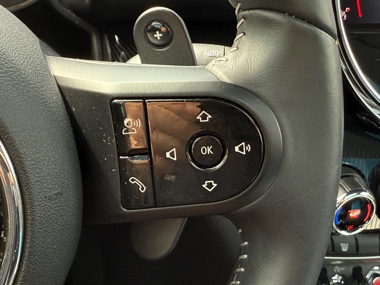 MINI Countryman Vehicle Image 17