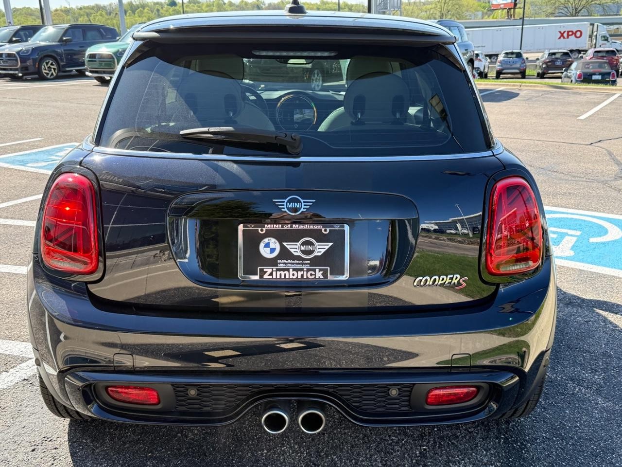 MINI Hardtop 2 Door Vehicle Image 04