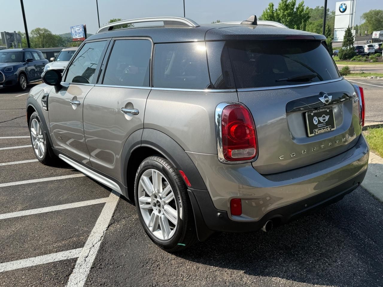 MINI Countryman Vehicle Image 06