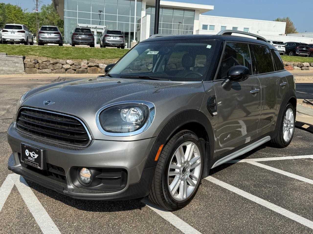 MINI Countryman Vehicle Image 08
