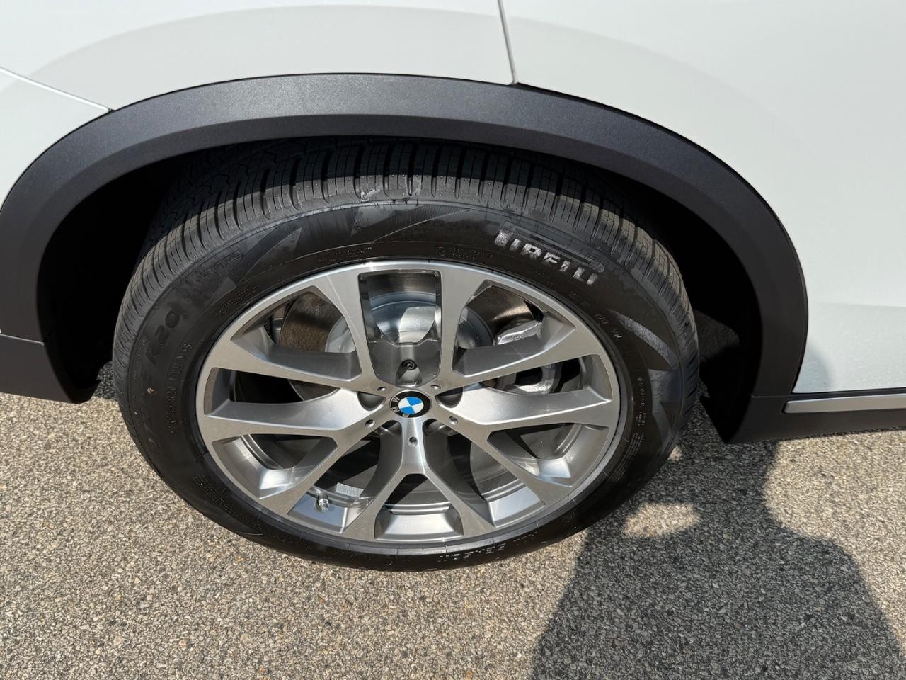 BMW X5 Vehicle Image 04