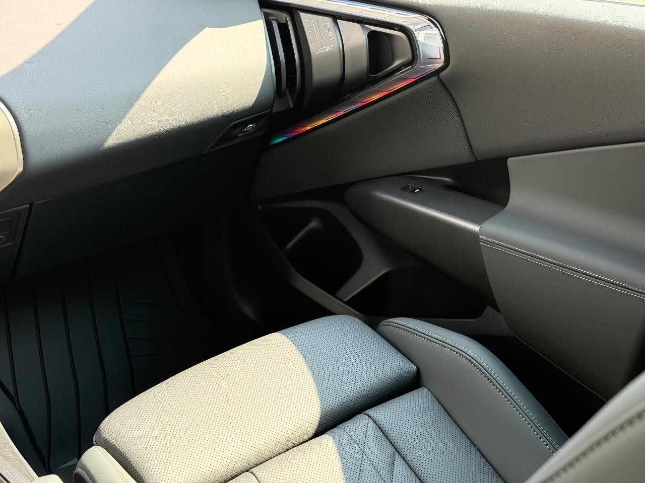 BMW X3 Vehicle Image 10
