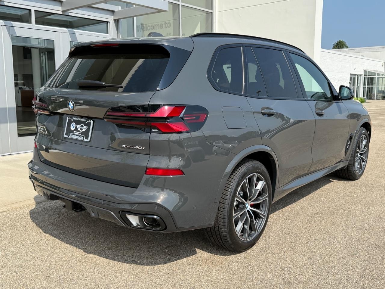 BMW X5 Vehicle Image 03