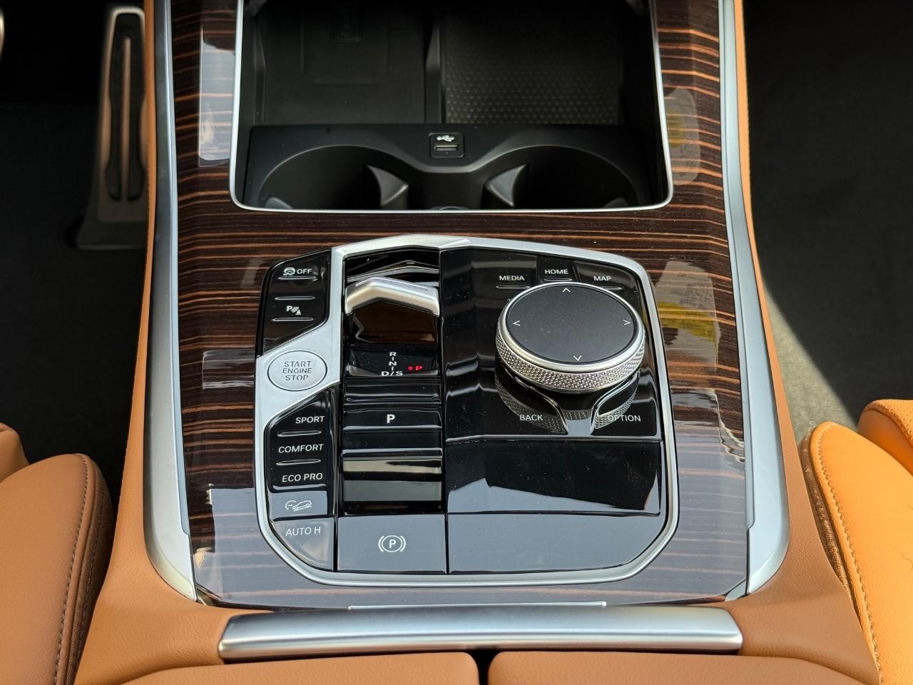 BMW X5 Vehicle Image 08