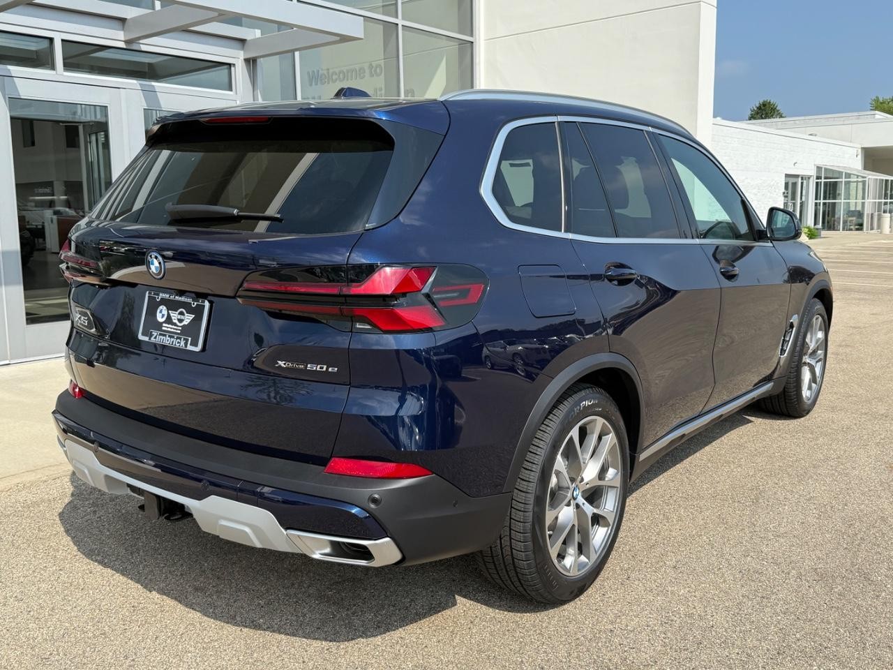 BMW X5 Vehicle Image 03