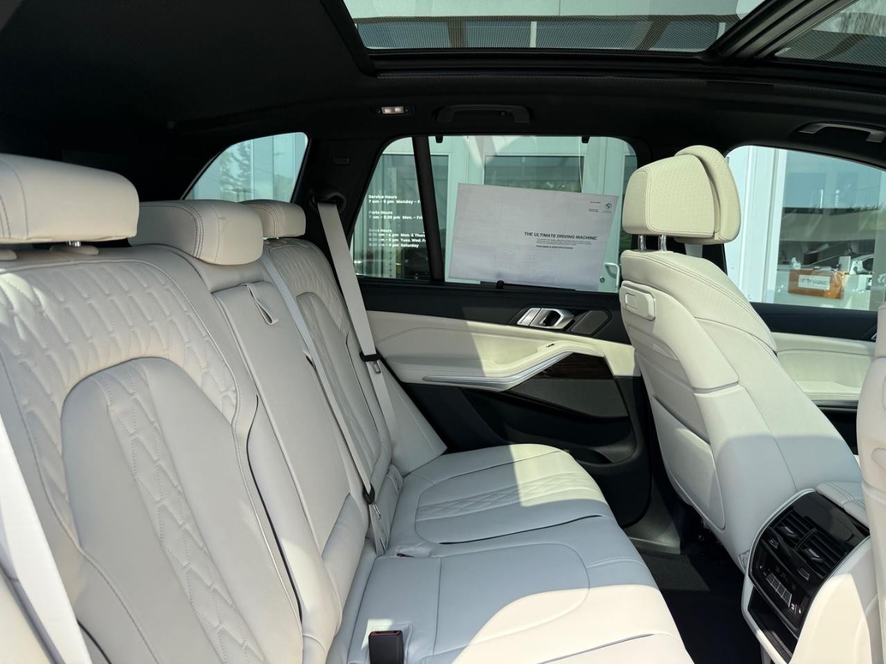 BMW X5 Vehicle Image 05