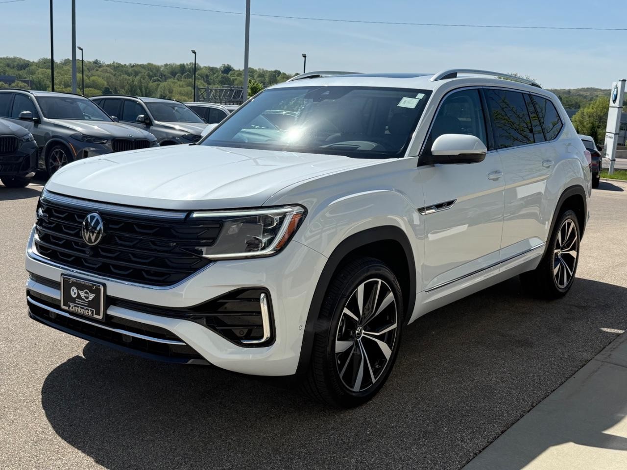 Volkswagen Atlas Vehicle Image 08