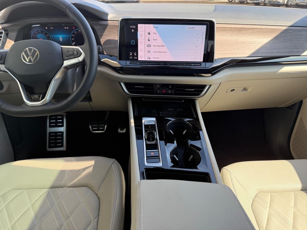Volkswagen Atlas Vehicle Image 12
