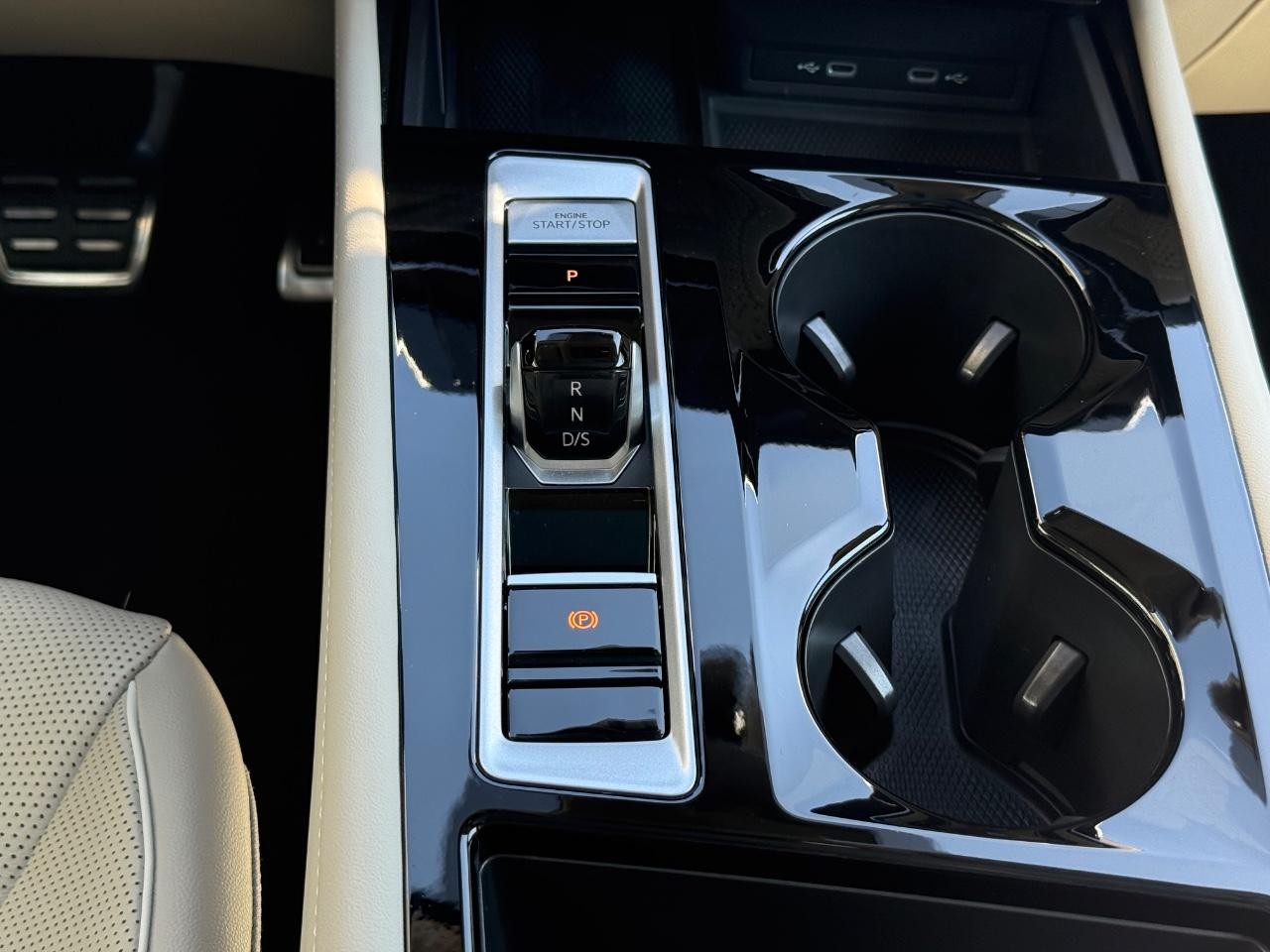 Volkswagen Atlas Vehicle Image 14