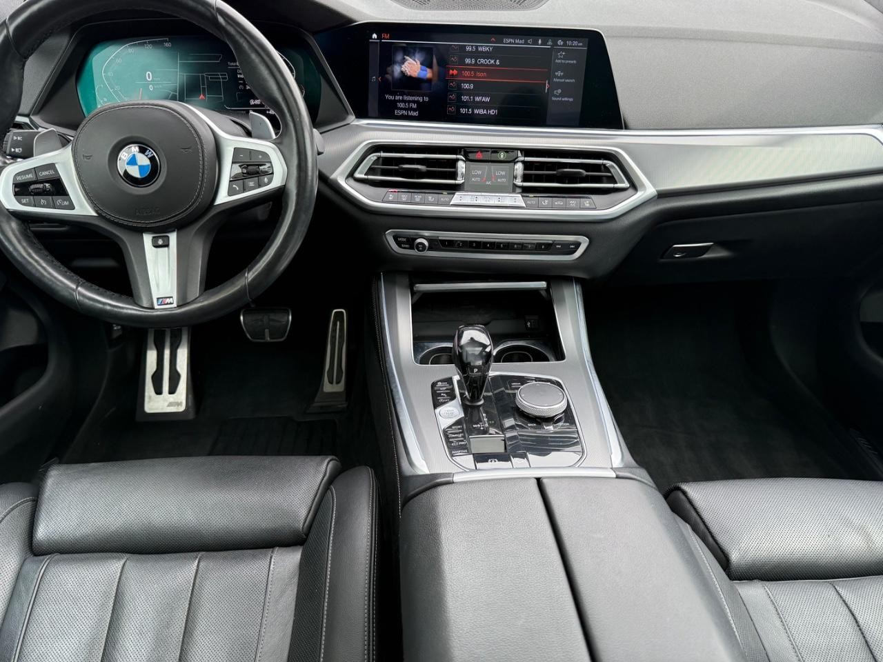 BMW X5 Vehicle Image 11