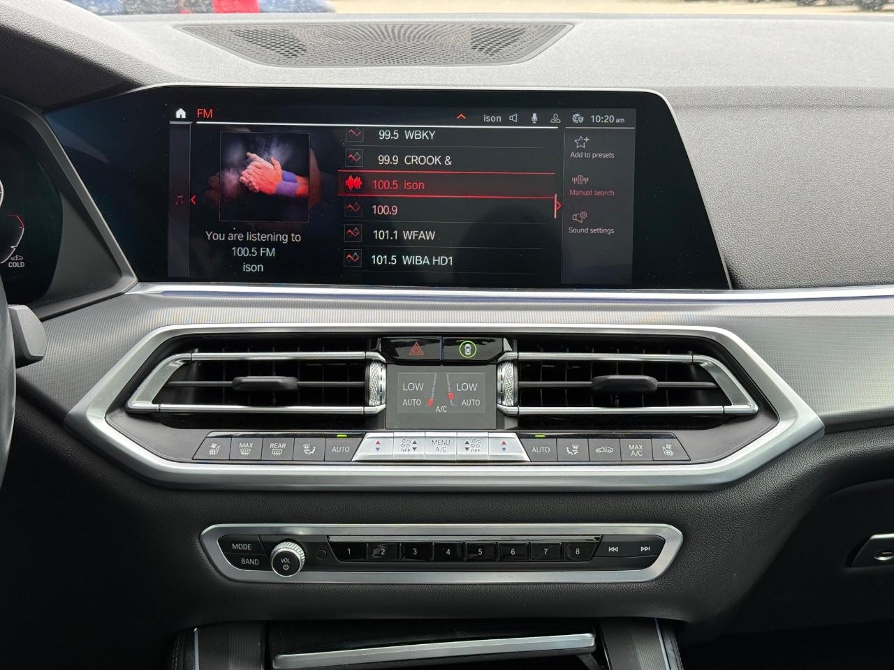 BMW X5 Vehicle Image 12