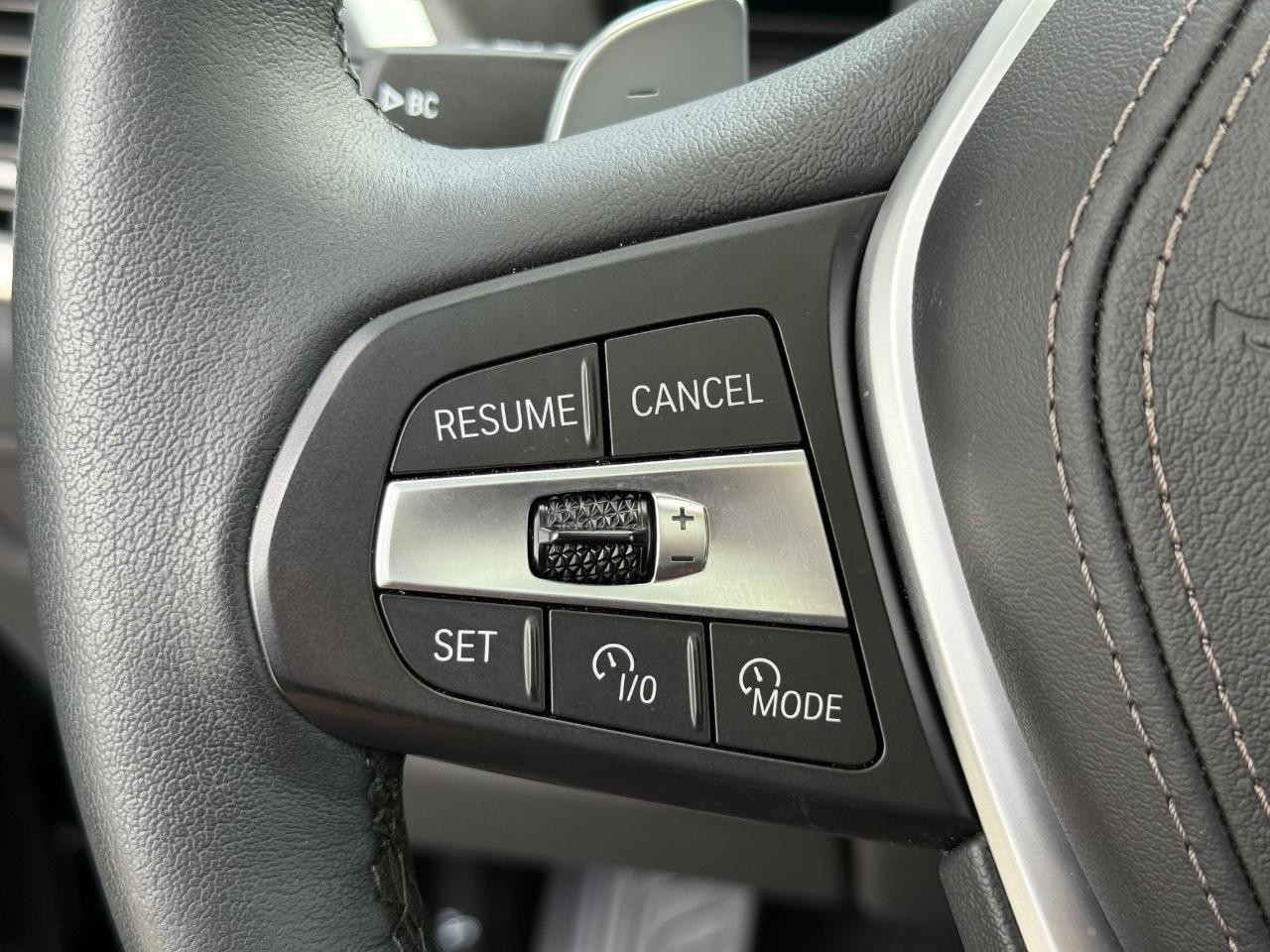 BMW X5 Vehicle Image 16