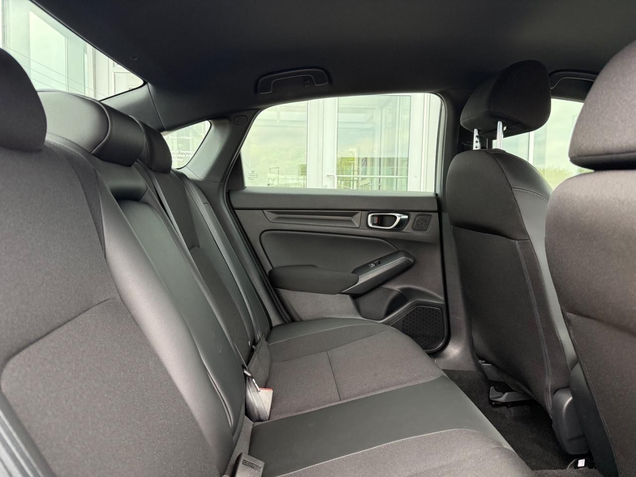 Honda Civic Sedan Vehicle Image 09