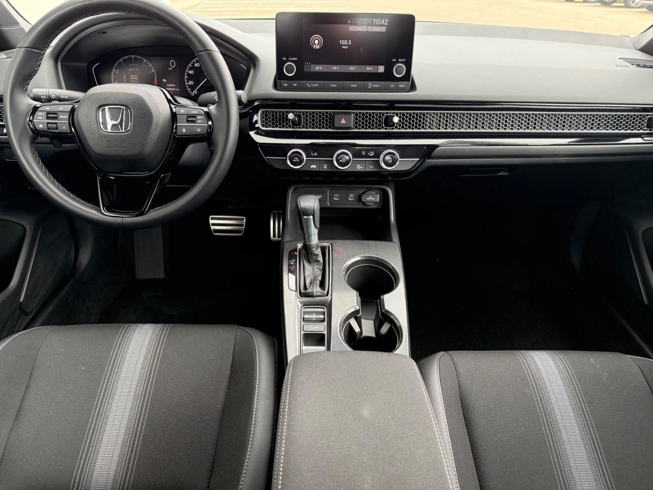 Honda Civic Sedan Vehicle Image 10