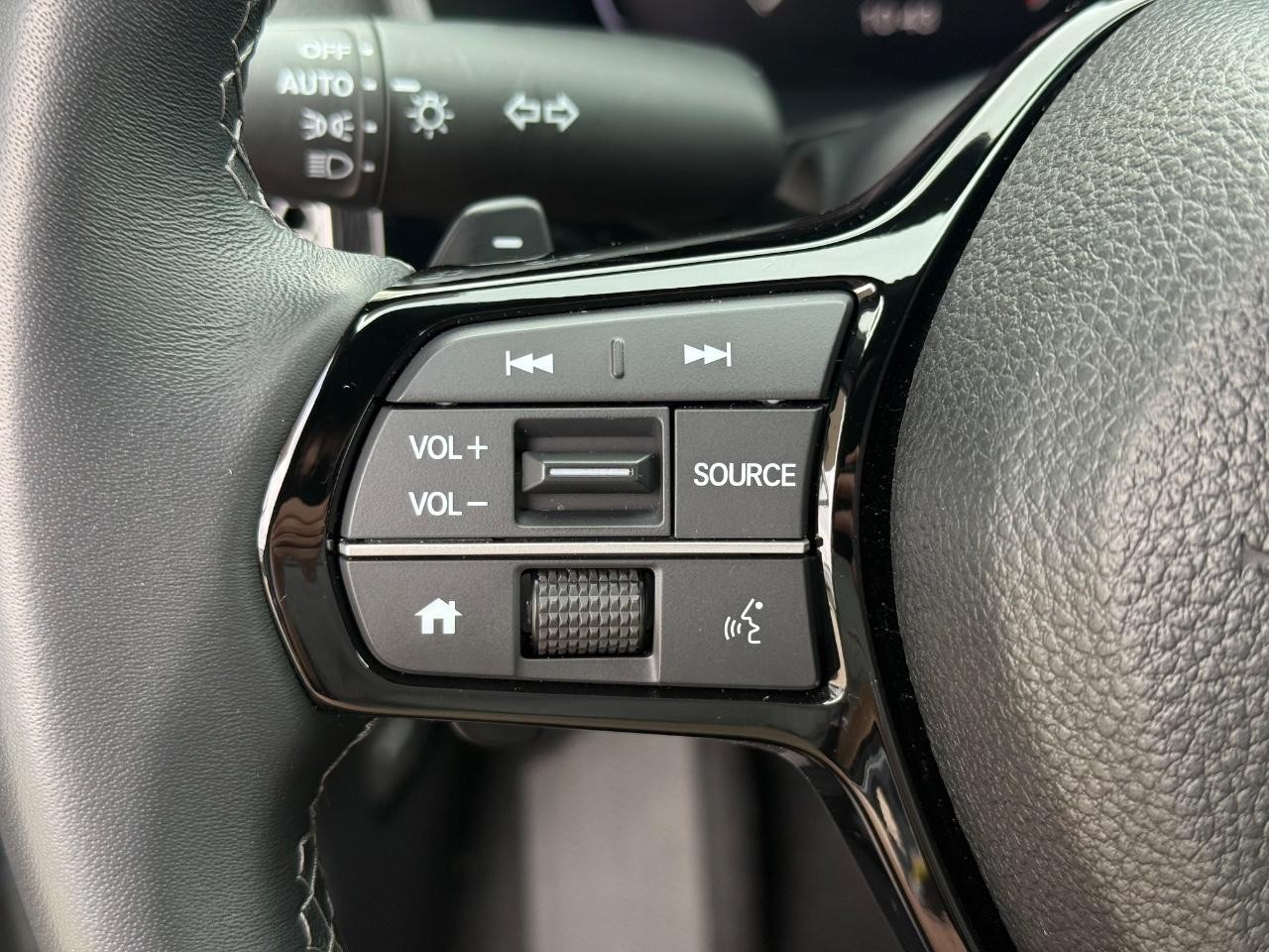 Honda Civic Sedan Vehicle Image 15