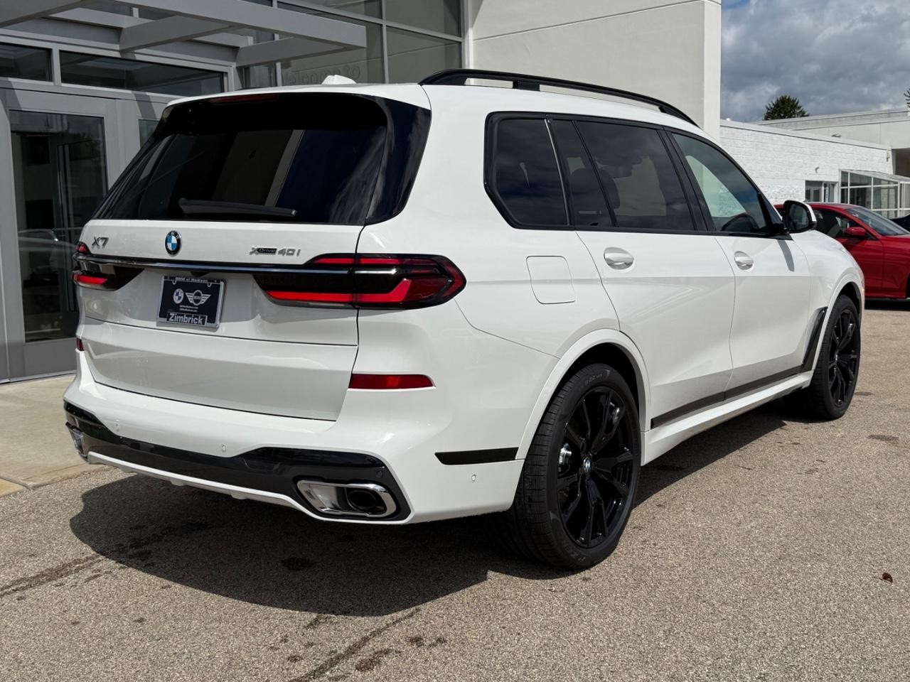 BMW X7 Vehicle Image 03
