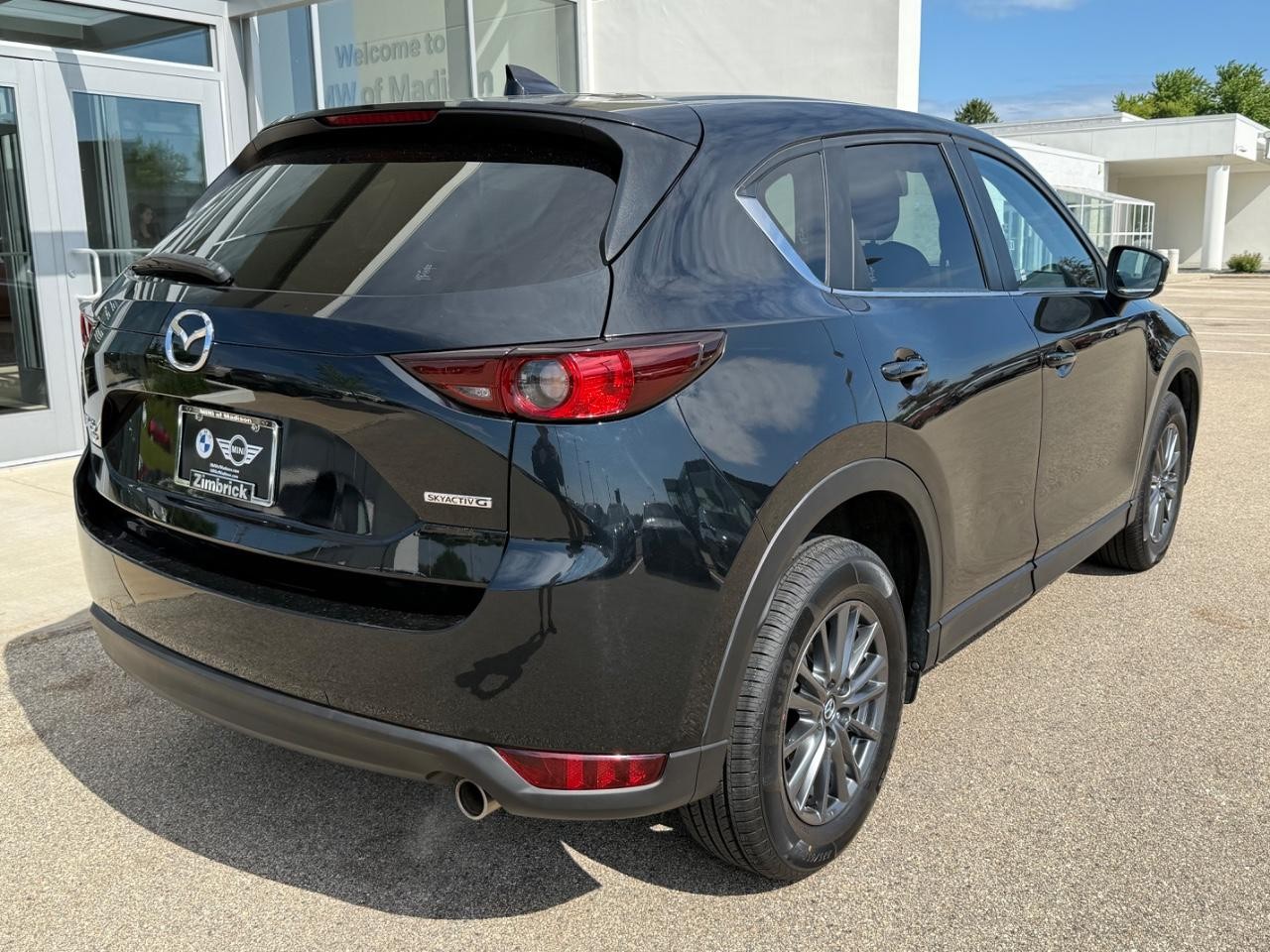 Mazda CX-5 Vehicle Image 03