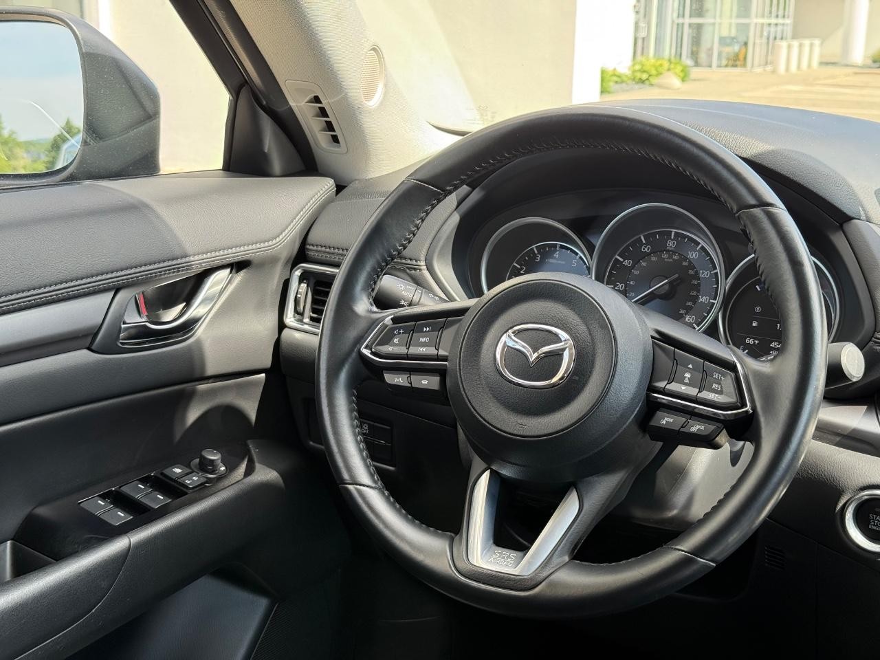 Mazda CX-5 Vehicle Image 14
