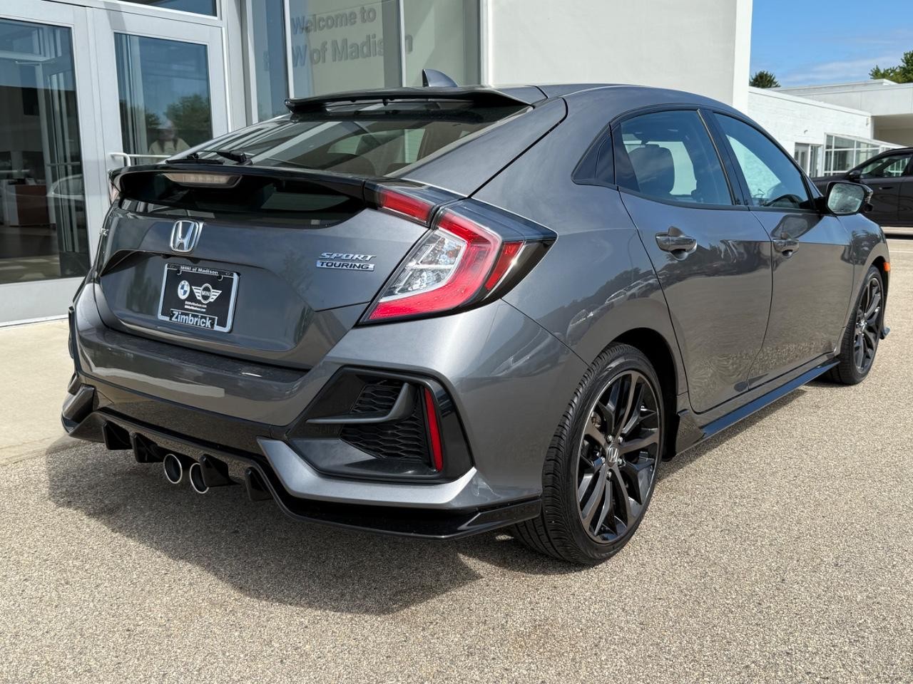 Honda Civic Hatchback Vehicle Image 03