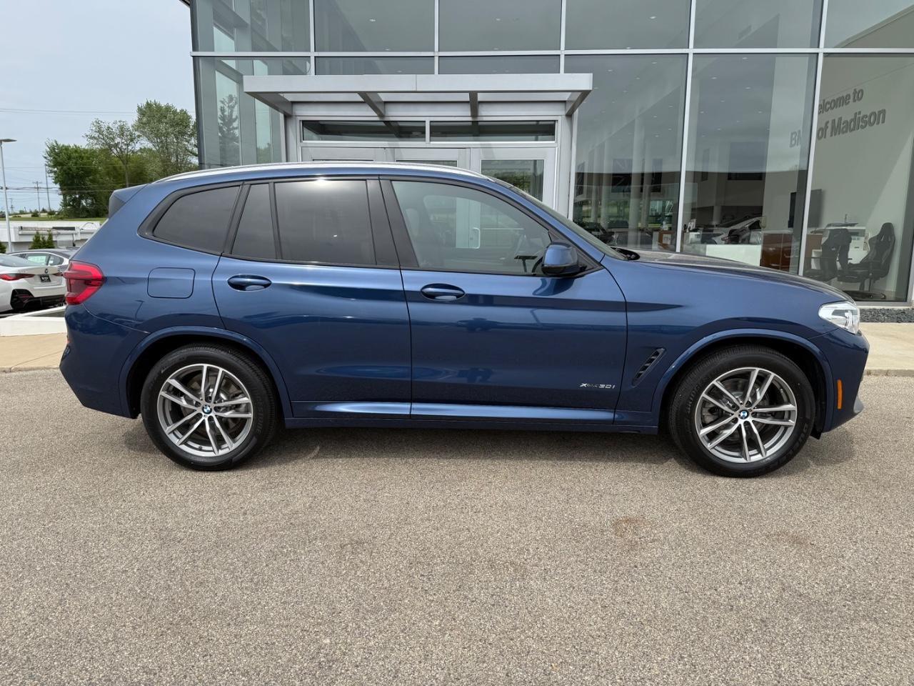 BMW X3 Vehicle Image 02