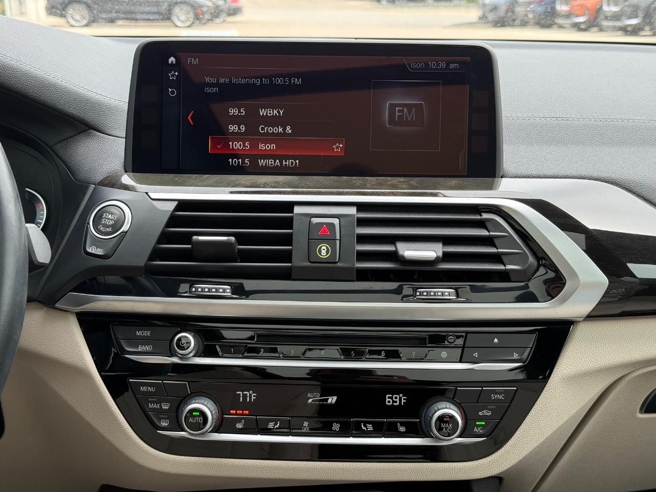 BMW X3 Vehicle Image 12