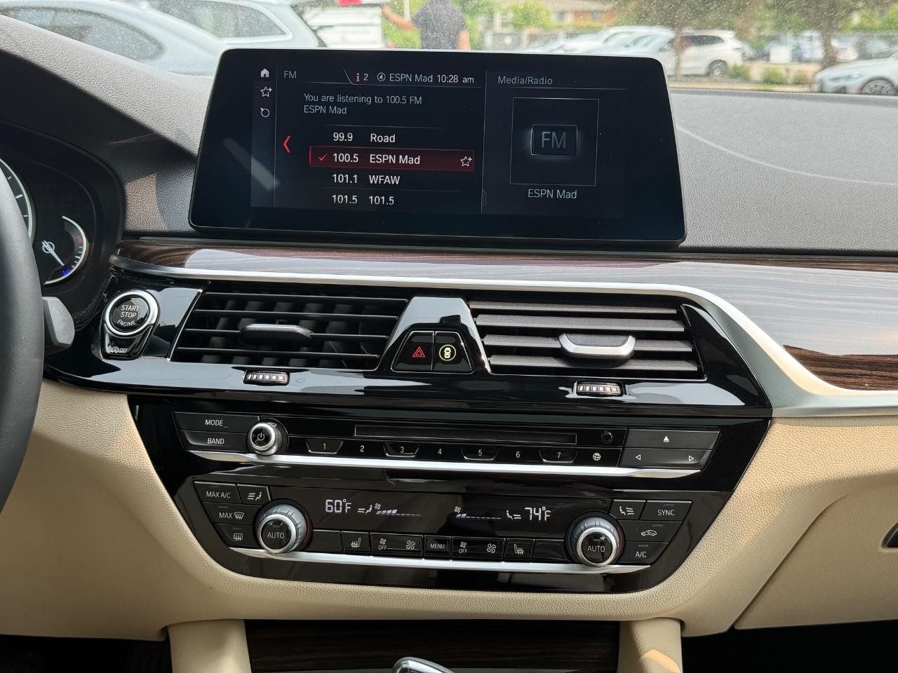 BMW 5 Series Vehicle Image 12